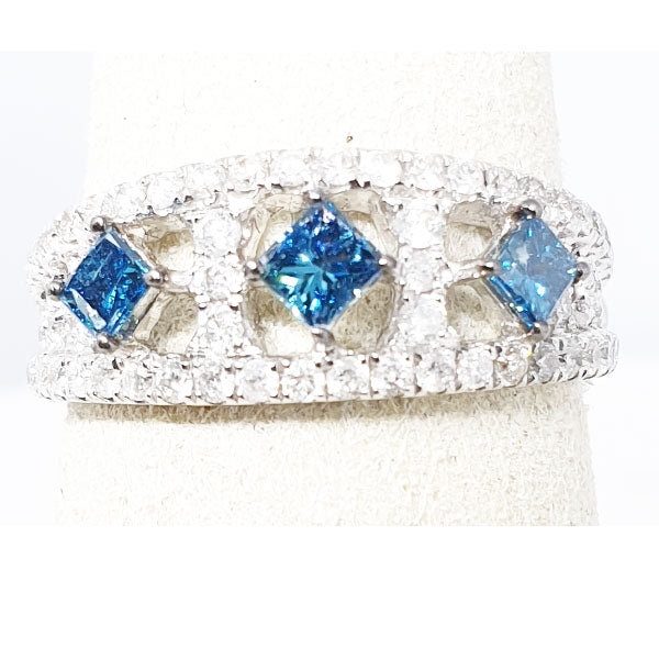 14kt White Gold Caribbean Blue & White Diamond Ring , 3 Princess Cut Diamonds