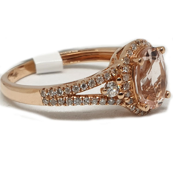 14kt Rose Gold Ring with Oval Shape Morganite 1.25cts & 0.24ct Round Brilliant Cut Diamonds